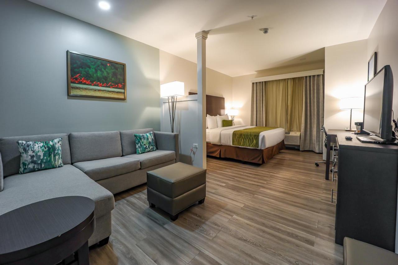 Comfort Inn & Suites Tobago Signal Hill المظهر الخارجي الصورة