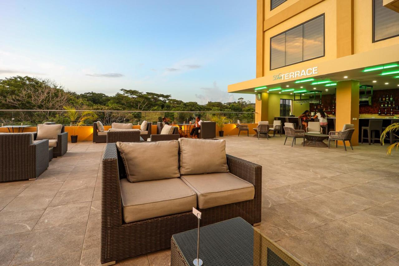 Comfort Inn & Suites Tobago Signal Hill المظهر الخارجي الصورة