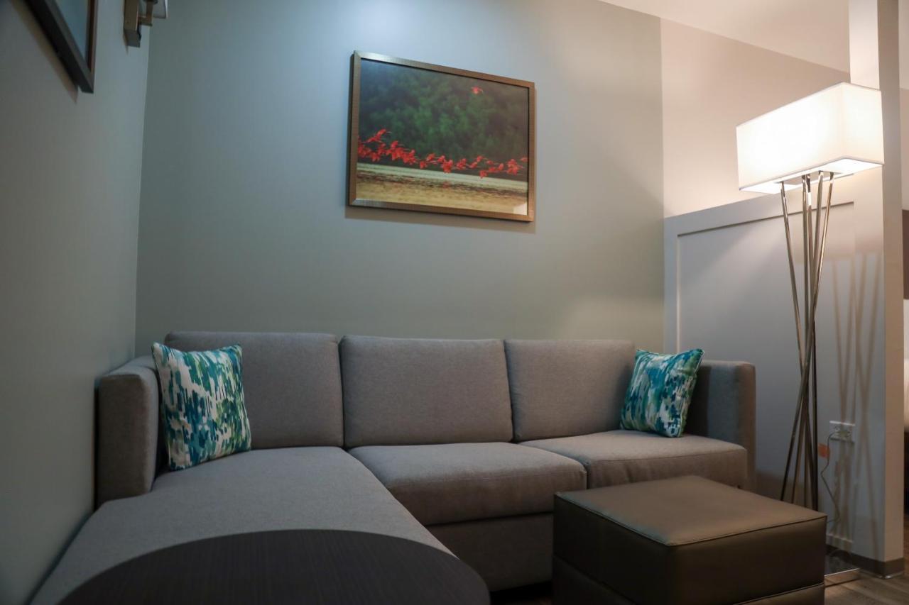 Comfort Inn & Suites Tobago Signal Hill المظهر الخارجي الصورة