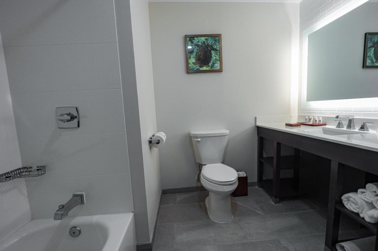 Comfort Inn & Suites Tobago Signal Hill المظهر الخارجي الصورة