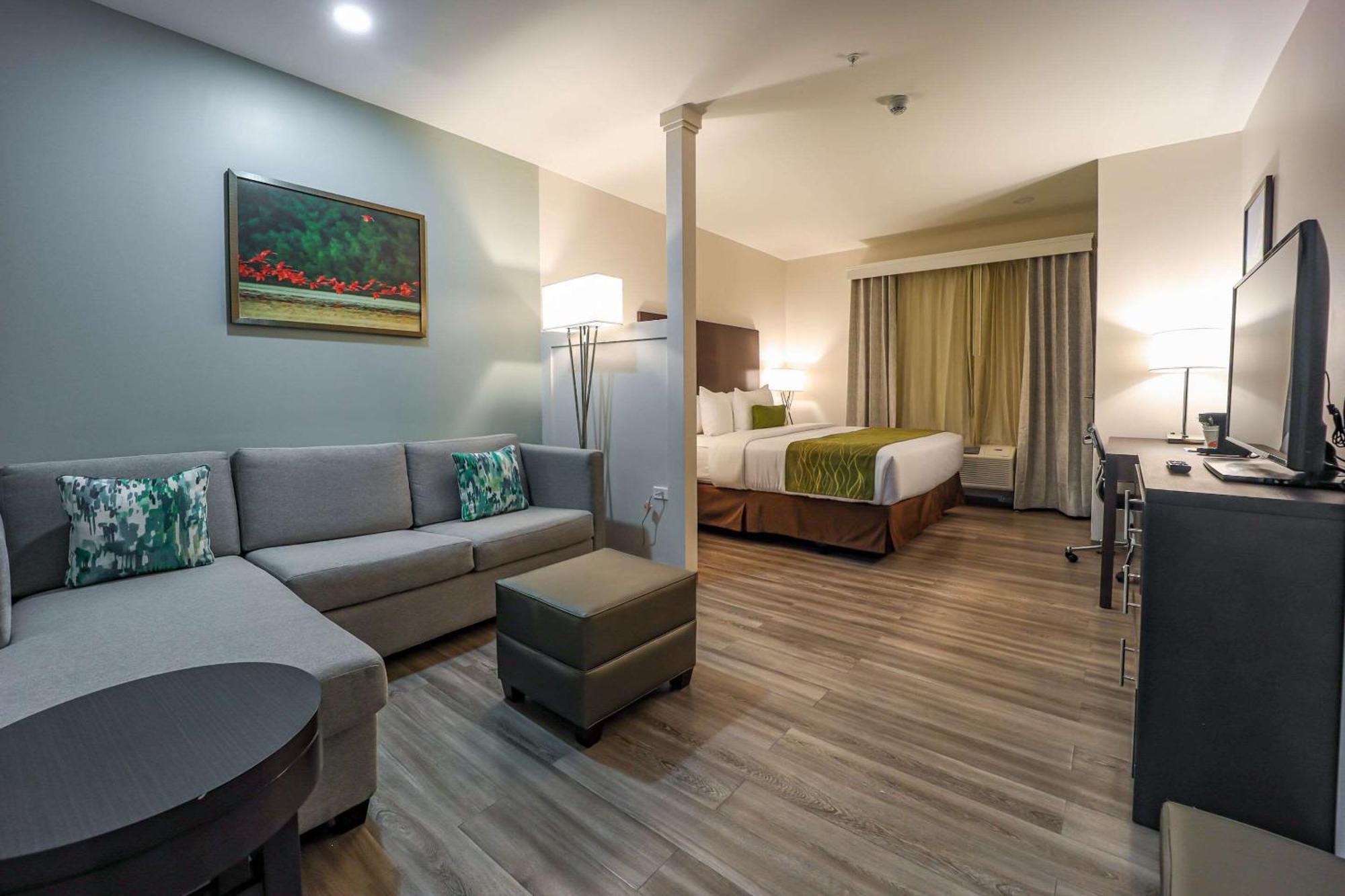 Comfort Inn & Suites Tobago Signal Hill المظهر الخارجي الصورة