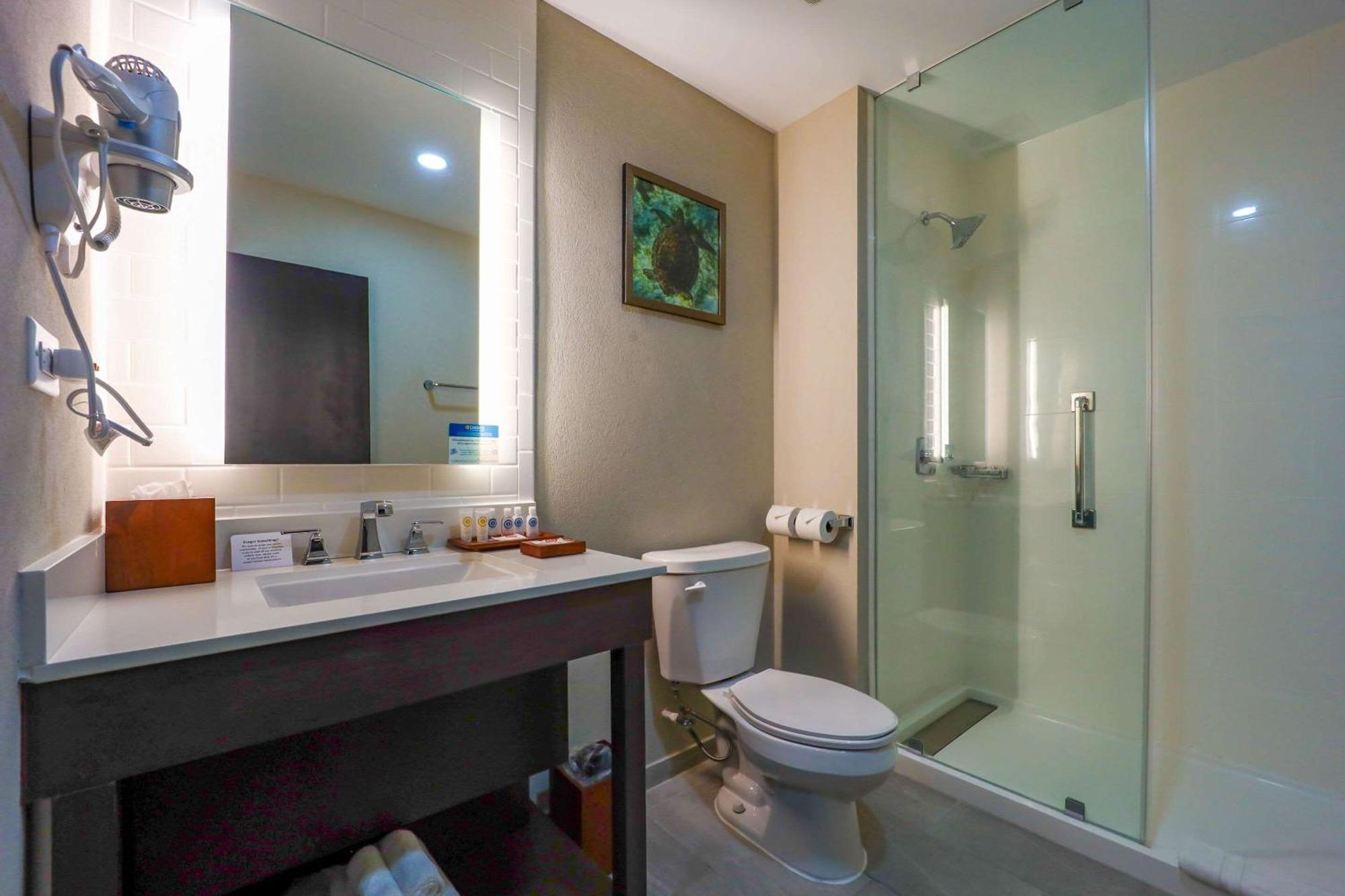 Comfort Inn & Suites Tobago Signal Hill المظهر الخارجي الصورة